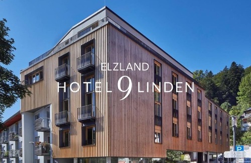 Elzach Apartment | Elegant Penthouse Retreat for Two with Breakfast Included