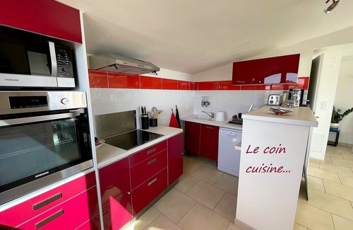 Le Lavandou Apartment | Oceanfront Penthouse Steps from Beach in Le Lavandou