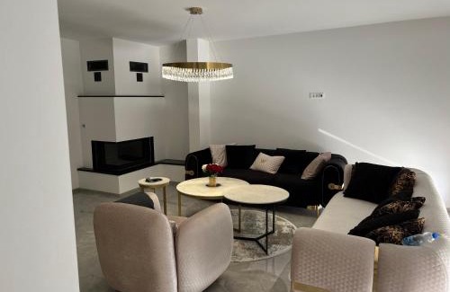 Gjilan Apartment | Penthouse 901