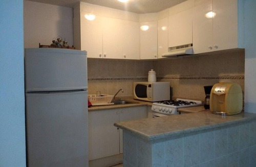 Puente del Mar Apartment | Stylish Penthouse Acapulco Diamante with Pool & Breakfast