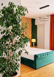 Iasi Apartment | Elegant Penthouse Aeroport Iasi with Ocean View & Pet-Friendly