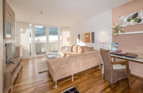 Schladming Apartment | Elegant Penthouse Suite with Breakfast at Apart & Suiten Hotel