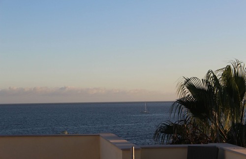 Las Galletas Apartment | Penthouse Apartment with Rooftop Terrace and Ocean Views