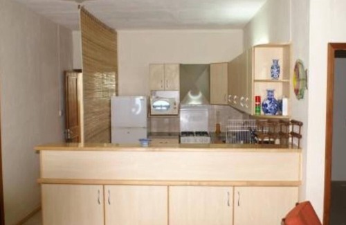 Pereybere Apartment | Beachfront Penthouse Apartment with Ocean View & Pool
