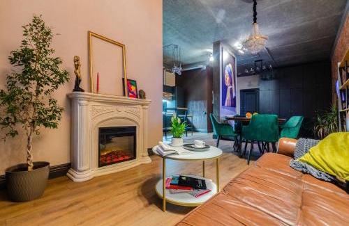 Solomjanskyj Apartment | Top-Rated Penthouse Art: Business-Class Loft Apartments