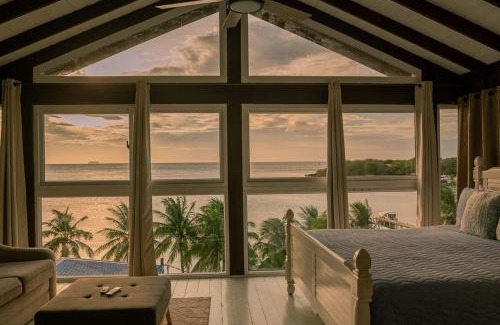 Half Moon Bay Apartment | Penthouse Beachfront Luxury Bay View - West End