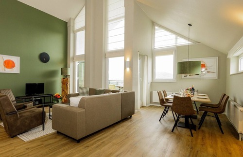 Heimbach House | Ultimate Penthouse Biggesee Retreat for 6 in Eifeler Tor