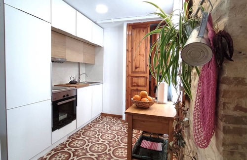 La Seu Apartment | Elegant Penthouse in Cathedral Quarter with Ocean View