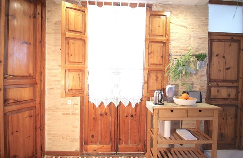 La Seu Apartment | Elegant Penthouse in Cathedral Quarter with Ocean View