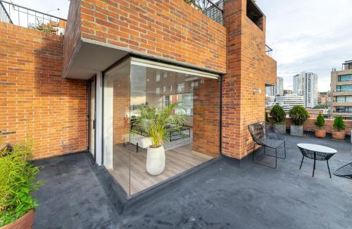 La Cabrera Apartment | Experience the Penthouse Chicalá in Parque Virrey