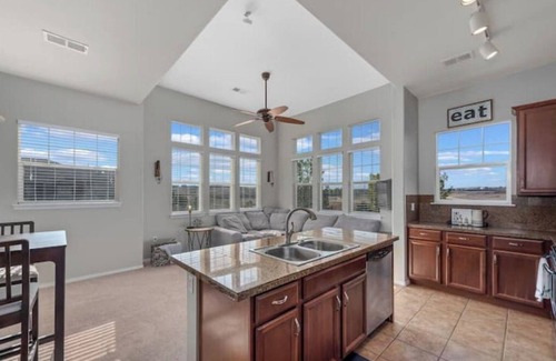 Meridian House | Elevated Comfort with Ocean View in Dove Valley