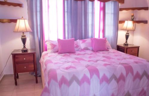 La Isabelita Apartment | Inviting Penthouse with Jacuzzi and Ocean View Retreat