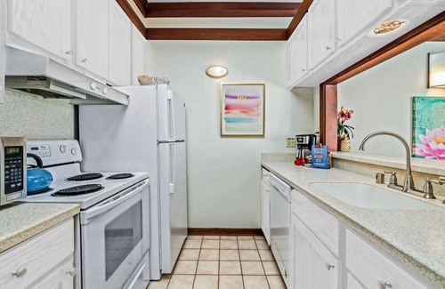 Poipu Condo | Beachside Penthouse Condo with Pool and Gym - Rated 9.8!