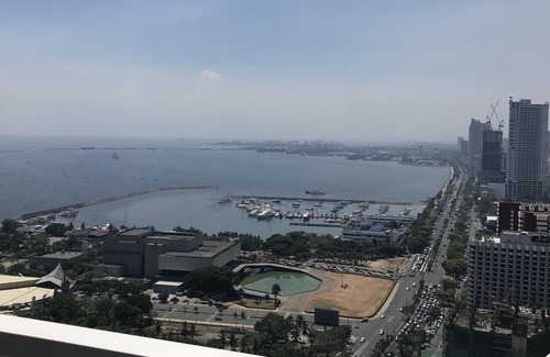 Pasay Condo | Stunning Penthouse with Pool & Spa Overlooking Manila Bay