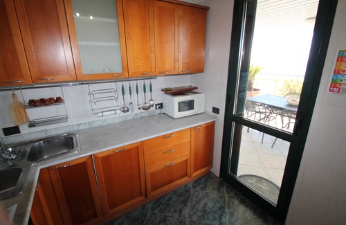 Gallipoli Apartment | Rooftop Retreat: Panoramic Ocean Views Await You