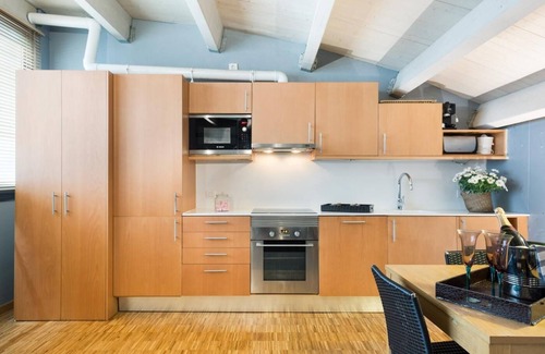 Sant Gervasi Apartment | Modern Penthouse in Sant Gervasi - Ideal for Long Stays