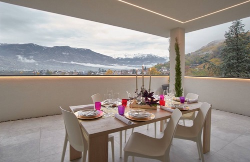 Postal Apartment | Unforgettable Stay at Penthouse & Garden "I CIPRESSI"