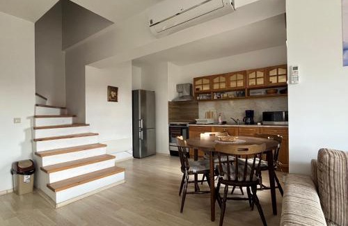 Shiligarnika Apartment | Stylish Penthouse Harriet in Bansko - Rated 9.3/10!