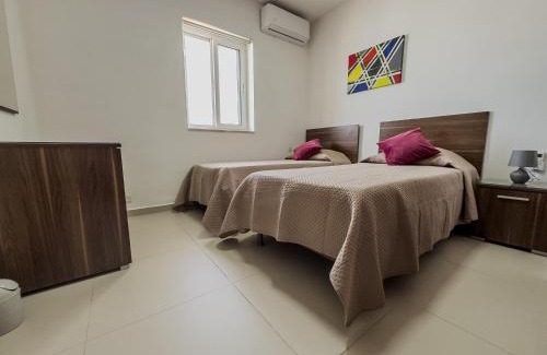 Birzebbuga Apartment | Inviting Penthouse in Birzebbuga - Perfect for Families