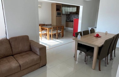 Jardim Vitoria Apartment | Spacious Penthouse in Praia da Enseada - Family & Pet Friendly