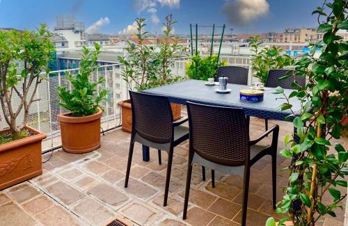 Gioia Apartment | Stylish Attico with Terrace Near Milano Stazione Centrale