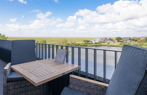 Norderhafen Apartment | Getaway at Penthouse Küstenzauber with Oceanfront Views