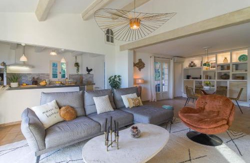 Cavaliere Apartment | Oceanfront Penthouse La Vigie - Guest Rated 9.8/10