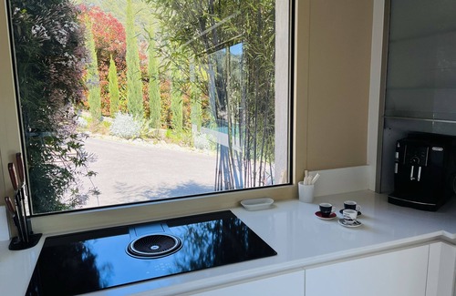 Sollies Pont Villa | Elegant Penthouse Pool Retreat in Beautiful Provence