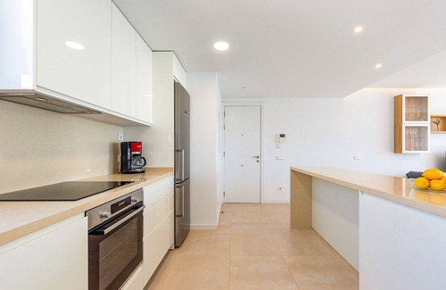 Fuengirola Apartment | Exclusive Penthouse with Ocean View & Private Terrace Pool