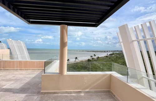 Telchac Puerto Apartment | Penthouse Navela 405 Beachfront
