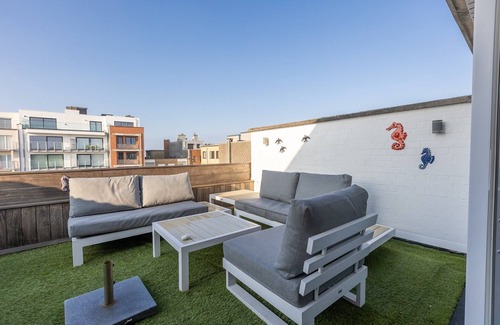 Middelkerke Apartment | Penthouse near Koksijde Beach
