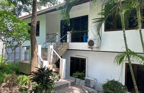 Koh Tao Apartment | Seaview Penthouse: Child-Friendly Retreat with Breathtaking Views