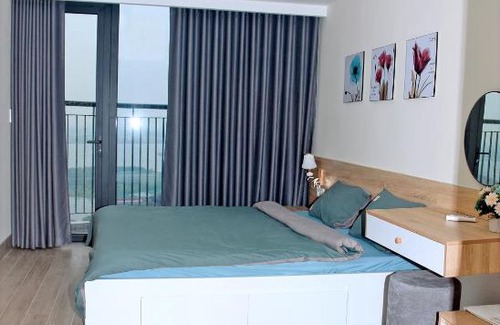 Tuy Hoa Apartment | Elegant Penthouse the Light: Family-Friendly Retreat Awaits