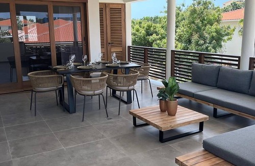 Marie Pampoen Villa | Penthouse The Luxury - Incl. Cabana Beach Pass.