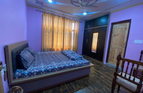 Brein House | Pet-Friendly Penthouse Villa with Breakfast & Kitchen Access