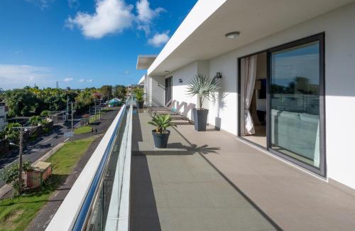 Trou aux Biches Apartment | Oceanfront Penthouse Vue Mer - Mont Choisy Awaits You
