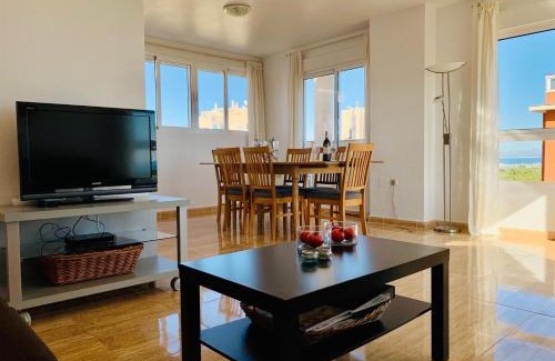 Guardamar del Segura House | Indulge in a Penthouse with Spectacular City Views