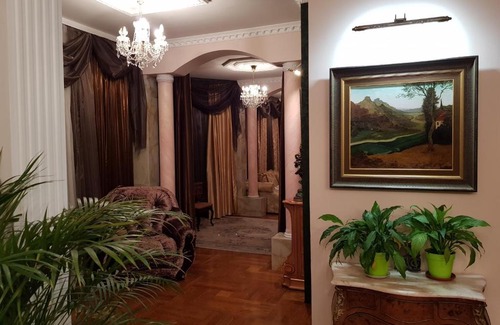Sochi City Centre Apartment | Elevated Penthouse with Pool and Family-Friendly Amenities