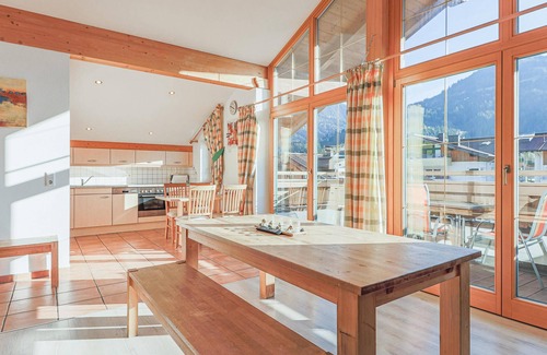 Brixen im Thale Apartment | Stylish Penthouse with Balcony and Scenic Views