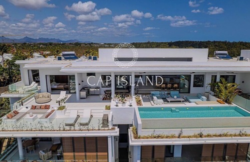 Grand-Baie Apartment | Penthouse with panoramic sea view