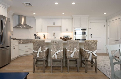 Plymouth Cultural District Apartment | Rooftop Penthouse with Oceanfront Views & Top Reviews