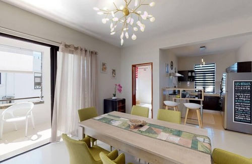 Pereybere Apartment | Oceanview Penthouse with Private Roof Terrace - 10/10 Rated