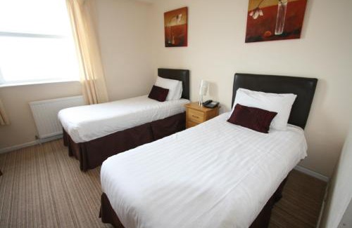 Newquay Hotel | Discover Pentire Hotel: Oceanfront Retreat with Spa & Pool