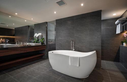 Nhat Tan Apartment | Delightful PentStudio West Lake Hanoi with Private Pool