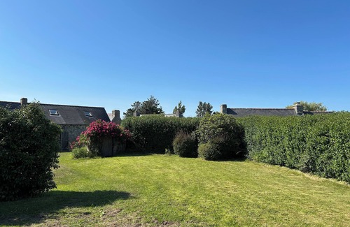 Crozon House | Discover Penty on Cap de la Chèvre with Ocean View & Pool