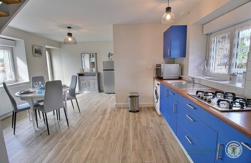 Yvias House | Oceanfront Haven: Perfect for Families with Kitchen Access