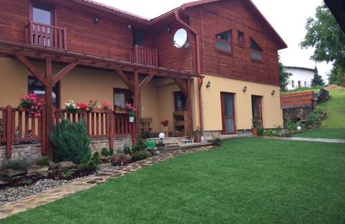 Hervartov House | Family-Friendly Penzión Čergov with Kitchen Access