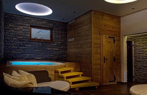 Zdiar House | Discover Penzion Safran: Rated 9.5 with Pool and Spa