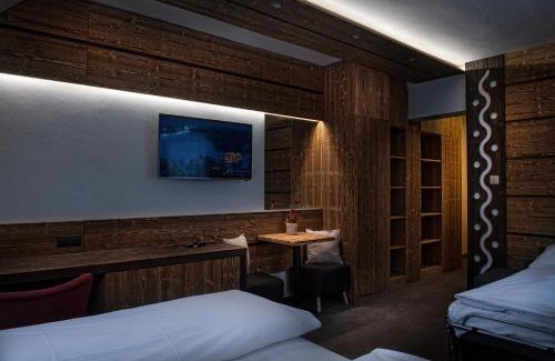 Zdiar House | Discover Penzion Safran: Rated 9.5 with Pool and Spa