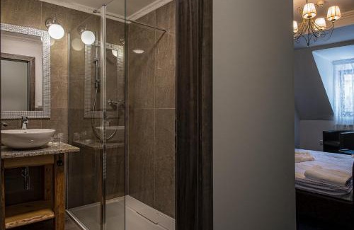Bardejov House | Cozy Penzión Adrián: Top-Rated Stay with Breakfast Included